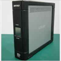 BUFFALO HD-HC160U2 

<h4>搭載HDD</h4>
<p>WesternDigital製 WD1600JS-22NCB1″ width=”200″ height=”200″></p>
<h4>復旧媒体</h4>
<p>BUFFALO製 HD-HC160U2</p>
<h4>搭載HDD</h4>
<p>WesternDigital製 WD1600JS-22NCB1 160GB</p>
<h4>症状</h4>
<p>電源を入れるとカタカタ異音がして認識しない。</p>
<h4>作業内容</h4>
<p>ヘッド交換ならびにPCB処置を施す事により、クローンの作成に成功しました。</p>
<h4>結果</h4>
<p>重要データを含む、お客様の必要なデータが復旧されました。</p>
       </div>

  </div><!-- END #article -->

    <div id=