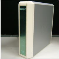 BUFFALO HD-HB250U2 

<h4>搭載HDD</h4>
<p>Maxtor製 6Y250P0″ width=”200″ height=”200″></p>
<h4>復旧媒体</h4>
<p>BUFFALO製 HD-HB250U2 </p>
<h4>搭載HDD</h4>
<p>Maxtor製 6Y250P0 250GB</p>
<h4>症状</h4>
<p>外付けハードディスクを接続してもアクセスできず、フォーマット要求になる。</p>
<h4>作業内容</h4>
<p>診断の結果、バッドセクタ（不良セクタ）が点在しておりました。セクタ単位でのクローン作成に成功し、重要データの確認に至りました。</p>
<h4>結果</h4>
<p>中度障害で復旧可能。ほぼ100%に近い復旧に成功しました。</p>
       </div>

  </div><!-- END #article -->

    <div id=